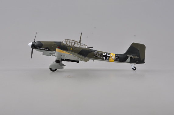 Самолет JU-87D 1943г