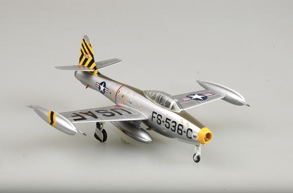 Самолет F84E-25, пилота Дональда Джеймса