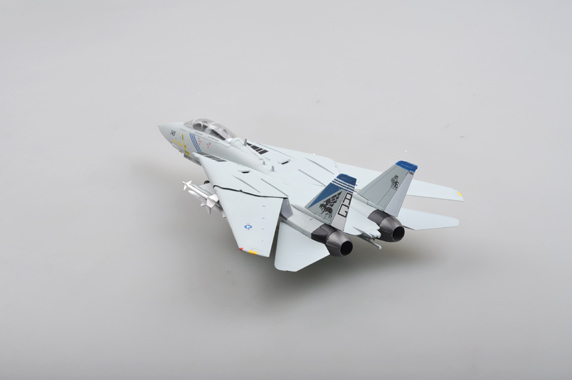 Самолёт F-14B VF-143 2001 г