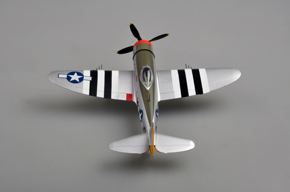 Самолет P-47D 62FS,56FG