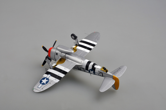 Самолет P-47D 62FS,56FG