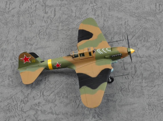 Советский штурмовик Ил-2М3