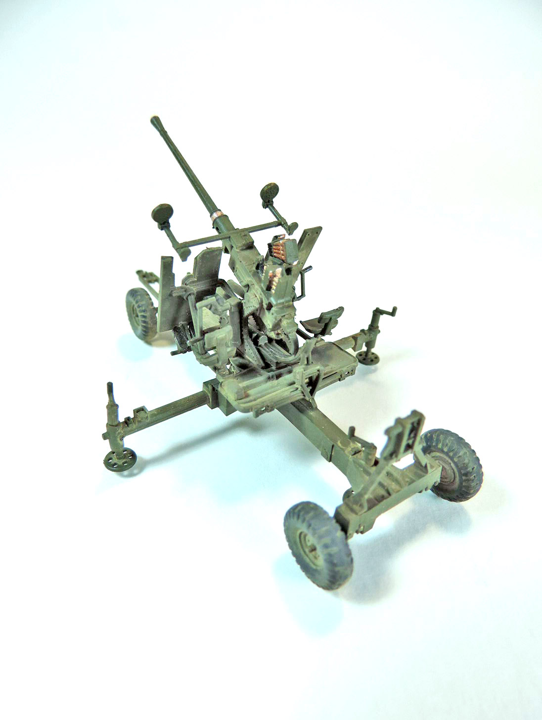 40-мм зенитное орудие Bofors L60
