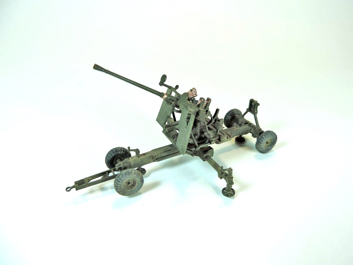 40-мм зенитное орудие Bofors L60