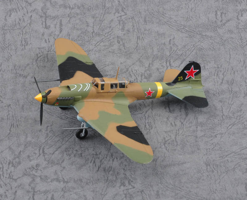 Советский штурмовик Ил-2М3