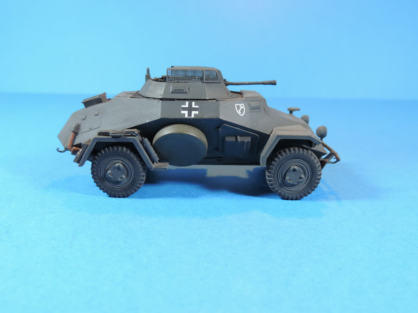 Легкий бронеавтомобиль Sd.Kfz.222