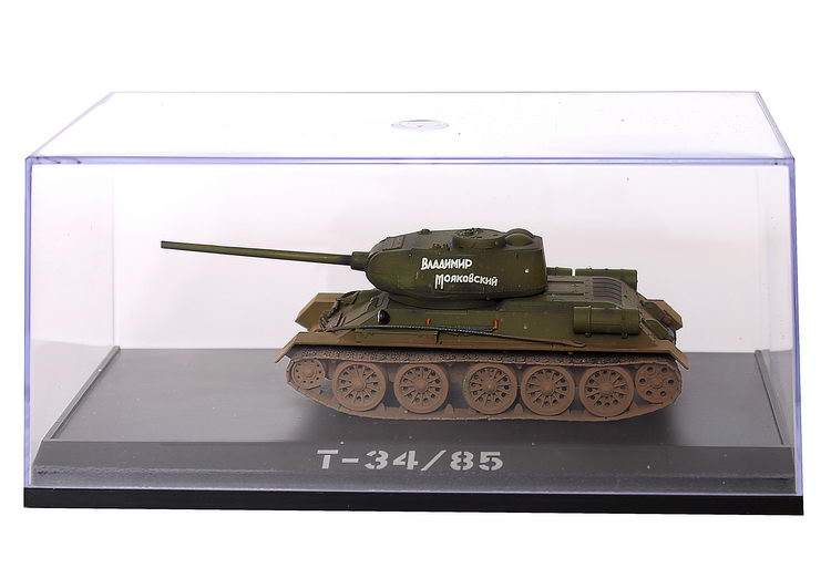 Танк Т-34/85 "Владимир Маяковский", Берлин 1945г