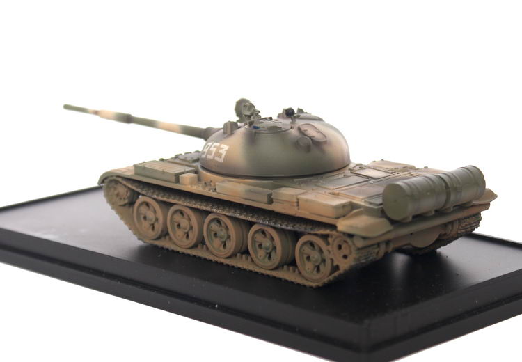 Т-62 мод 1962г в камуфляже