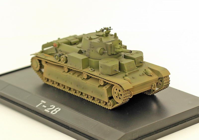 Многобашенный танк Т-28 с конической башней