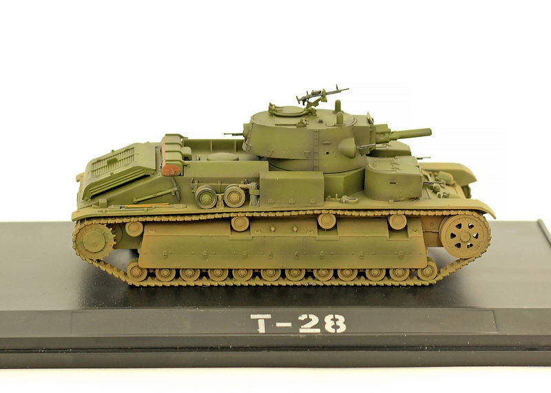 Многобашенный танк Т-28 с конической башней
