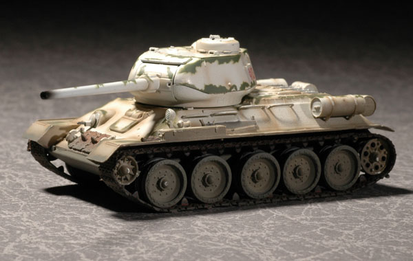 Танк Т-34/85, зимний камуфляж