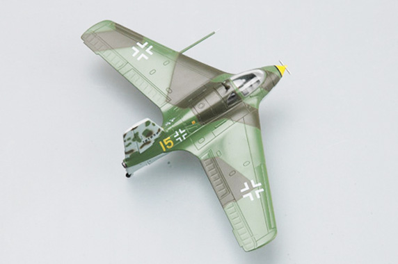Самолёт Me-163 B-1a, жёлтый 15