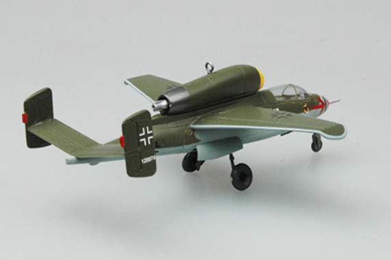 Самолёт He-162A-2, май 1945
