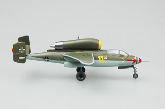 Самолёт He-162A-2, май 1945