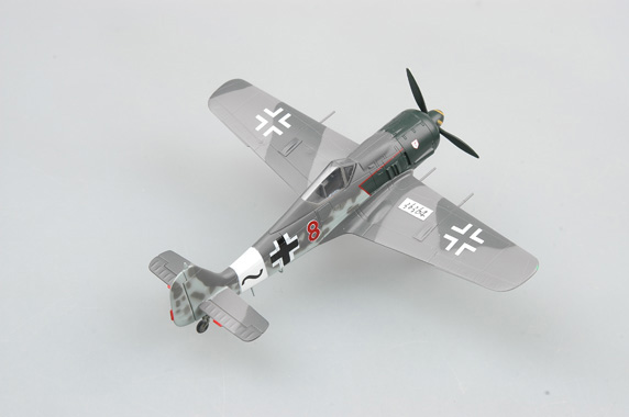 Самолёт Fw190 A-8, красный 8, Вилли Максимовиц, 1944г.