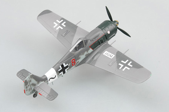 Самолёт Fw190 A-8, красный 8, Вилли Максимовиц, 1944г.