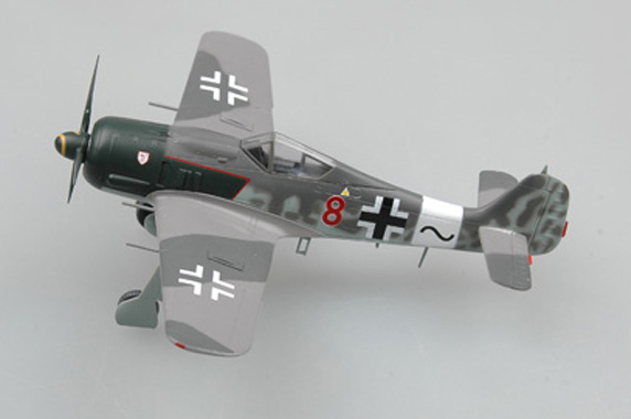 Самолёт Fw190 A-8, красный 8, Вилли Максимовиц, 1944г.
