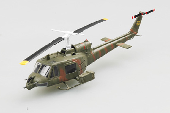 Вертолёт UH-1B "Huey"