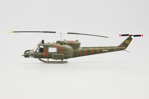 Вертолёт UH-1B "Huey"