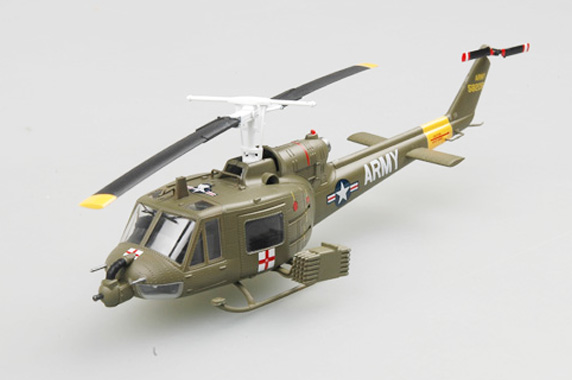 Вертолёт UH-1B во Вьетнаме
