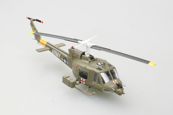 Вертолёт UH-1B во Вьетнаме