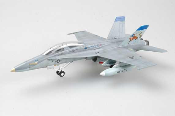 Самолёт F/A-18C VWFA-225