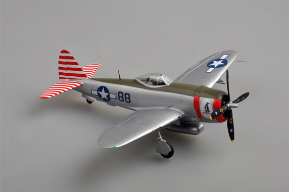 Самолет P-47D 527FS,86FG