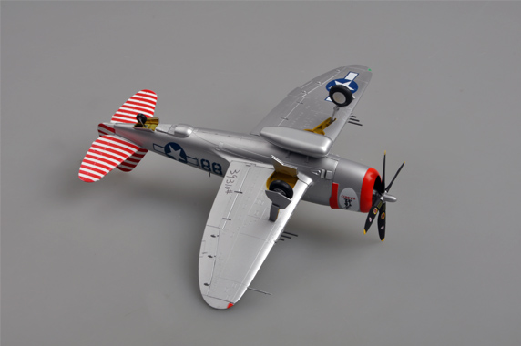 Самолет P-47D 527FS,86FG
