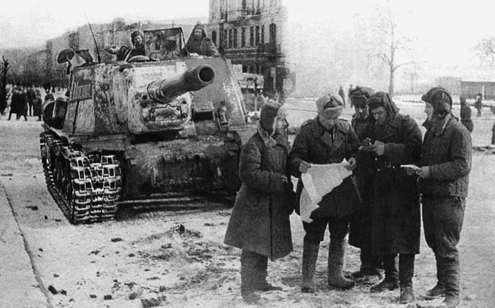 ИСУ-152 "Зверобой", зима 1945 г, Польша